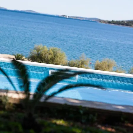 Apartment Rose - 30 M From The *