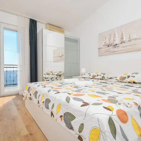 Apartment Rose - 30 M From The