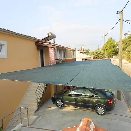 Rose * Seget Vranjica